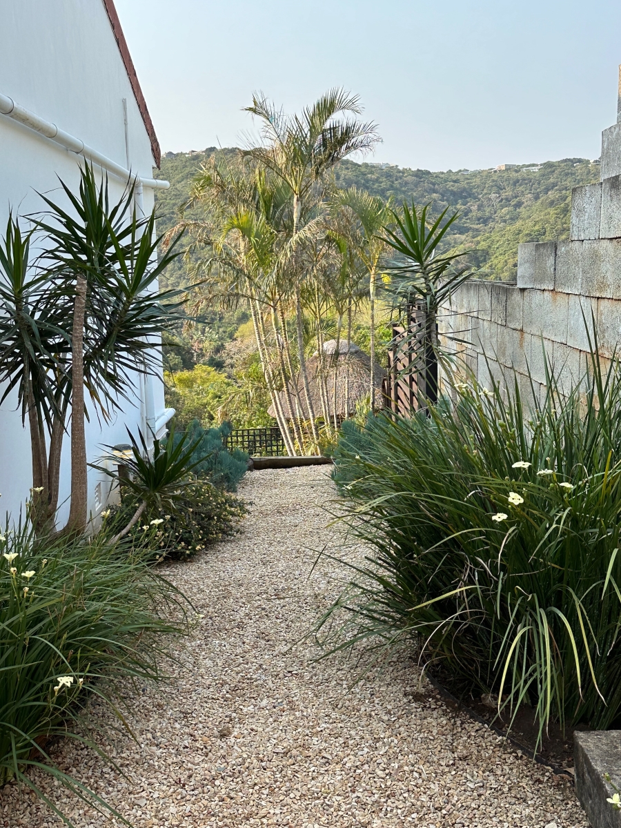 5 Bedroom Property for Sale in Gonubie North Eastern Cape